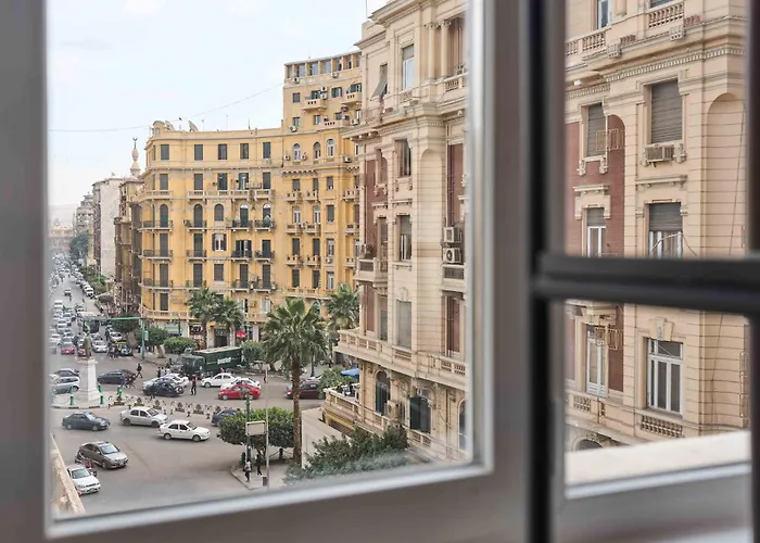 Brassbell L Dt L Hannaux L Tahrir Sq